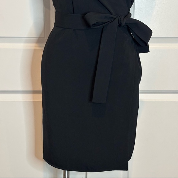 Everlane Black Sleeveless Knee Length Wrap Dress 0 - Picture 3 of 10